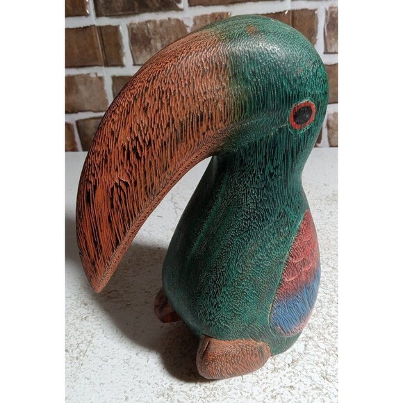 Vintage Wood Carved Toucan Bird Statue Hand Painted Made in Thailand AMP Company - Picture 9 of 12